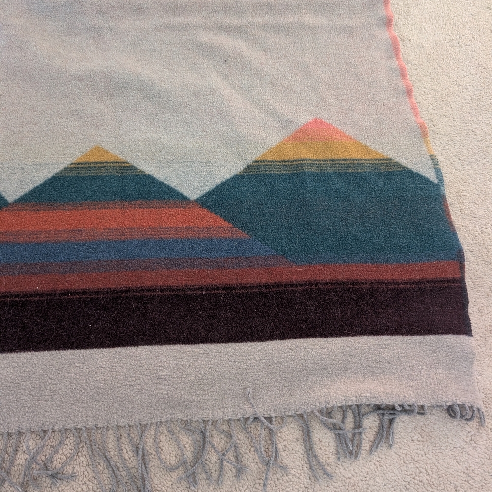 Sackcloth & Ashes Mountain Lap Blanket - Picture 3 of 5